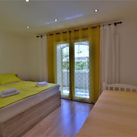 Apartments Fabijanic Barbat na Rabu Εξωτερικό φωτογραφία
