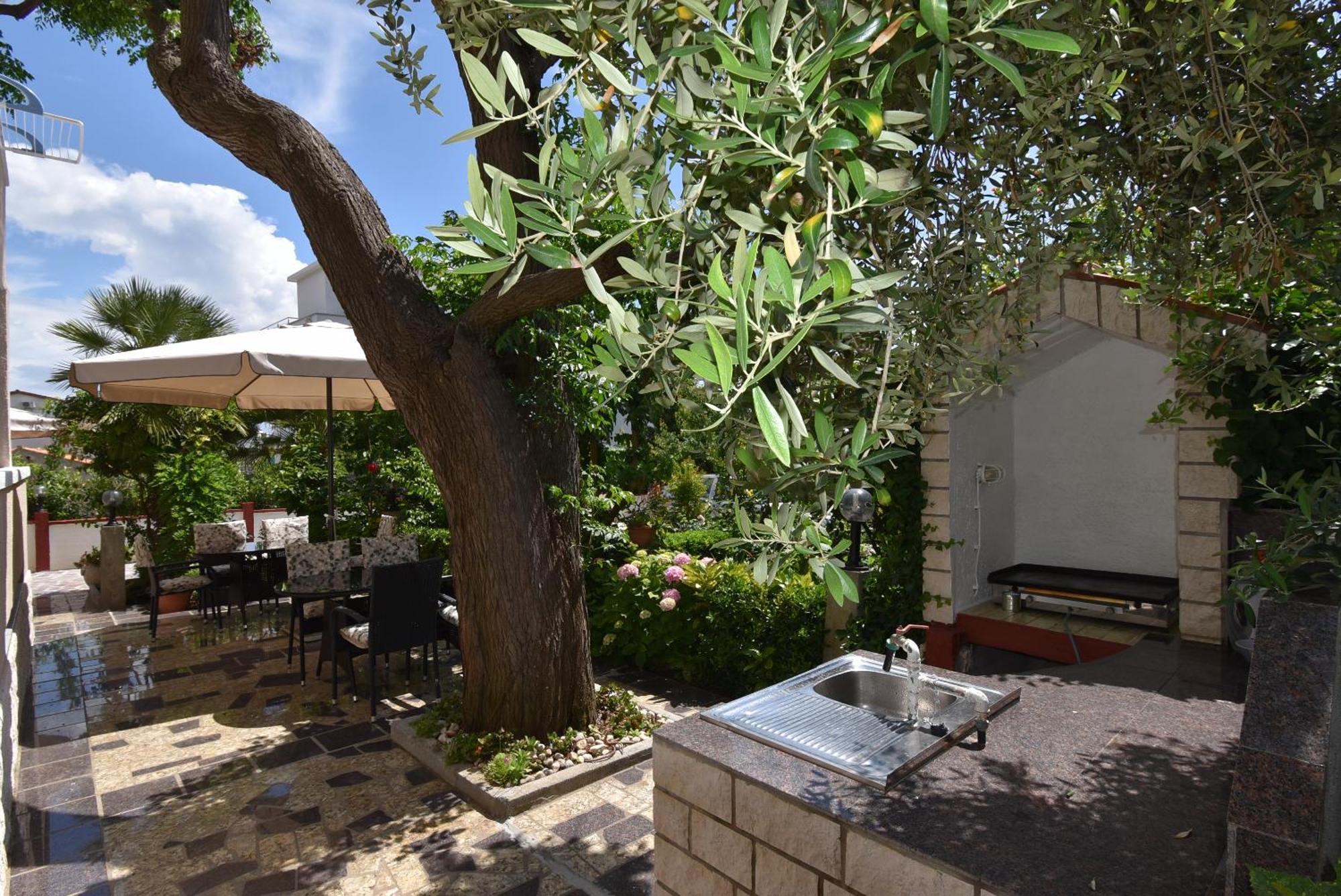Apartments Fabijanic Barbat na Rabu Εξωτερικό φωτογραφία