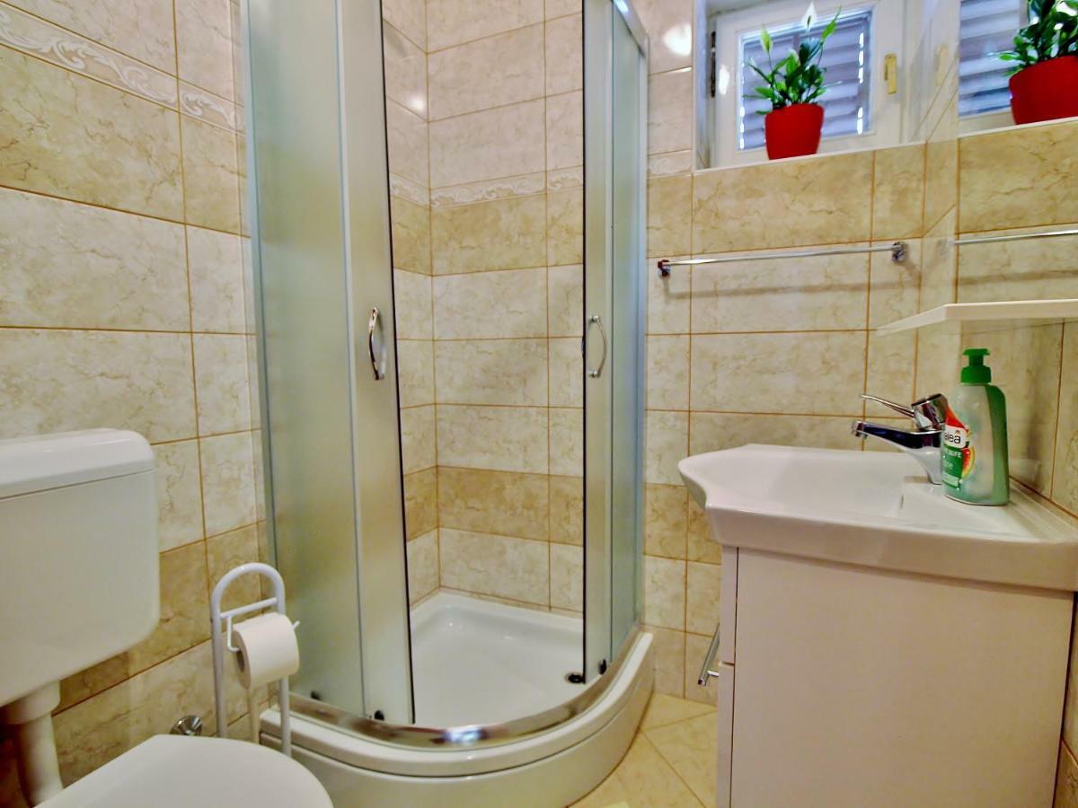 Apartments Fabijanic Barbat na Rabu Εξωτερικό φωτογραφία