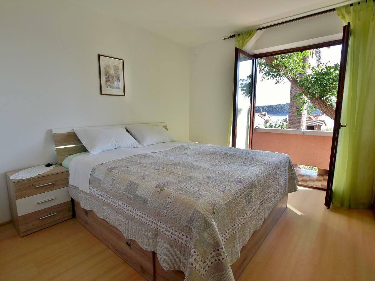 Apartments Fabijanic Barbat na Rabu Εξωτερικό φωτογραφία